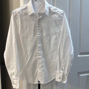 Classic UNTUCKETit Slim White Linen Men's Shirt